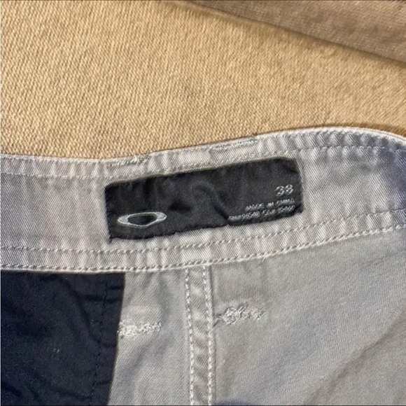 Set of Men’s Shorts Oakley & Calvin Klein - Picture 7 of 9